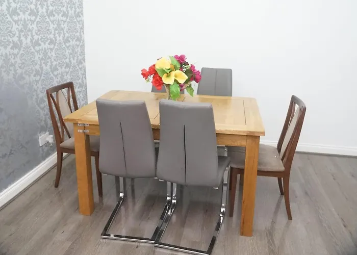 Cheadle House Holidays *