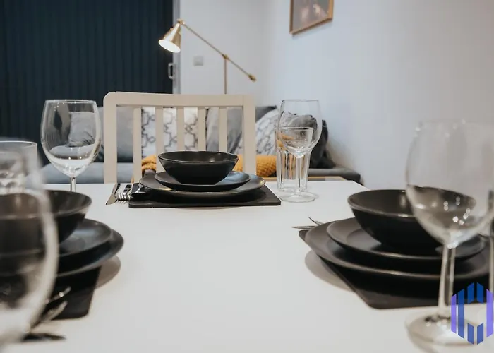 Stylish 4bd - Coop Live - Etihad - Parking - Ev