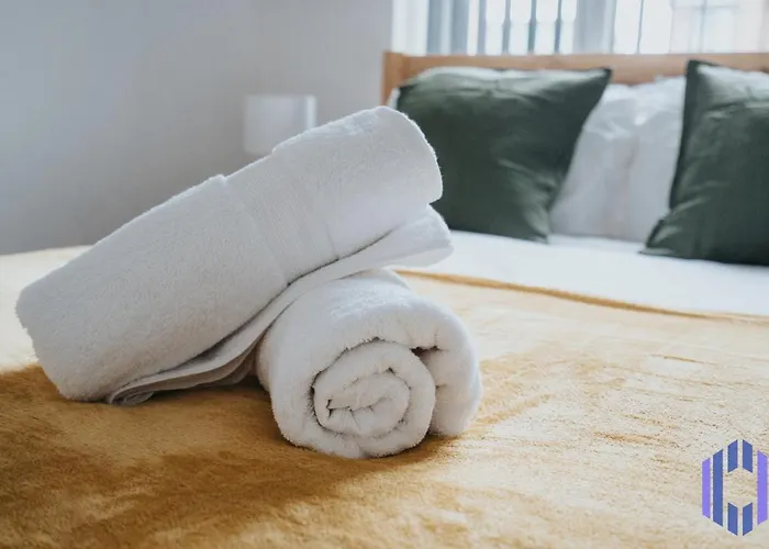 Stylish 4bd - Coop Live - Etihad - Parking - Ev