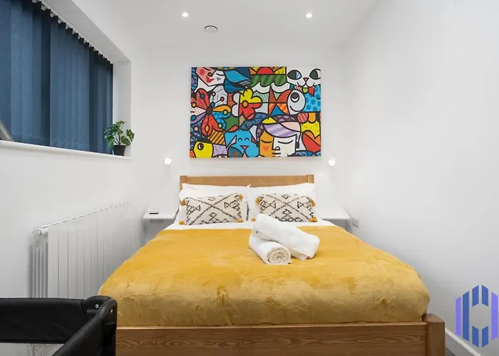 Stylish 4bd - Coop Live - Etihad - Parking - Ev