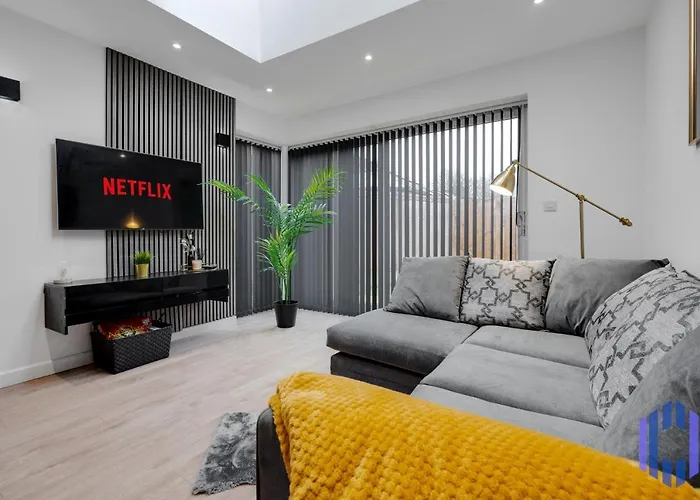 Stylish 4bd - Coop Live - Etihad - Parking - Ev Манчестер