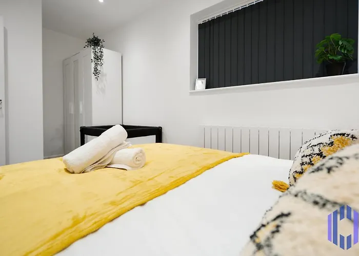 Дом отдыха Stylish 4bd - Coop Live - Etihad - Parking - Ev Манчестер