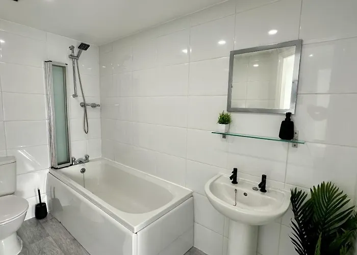 Apartamento Lux Livin' - Luxury 2 Bed With Free Parking *