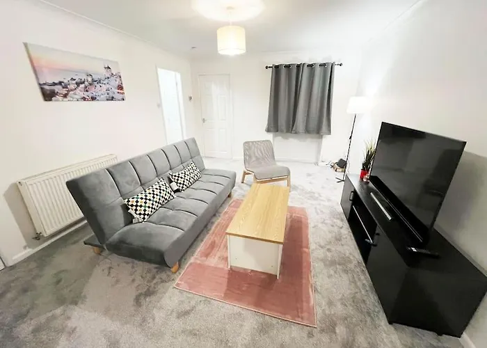 Whitefield, Манчестер