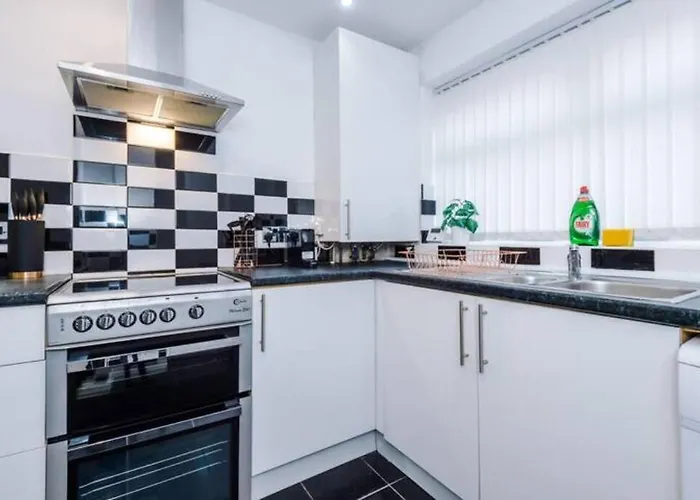 Spacious 4-bed House