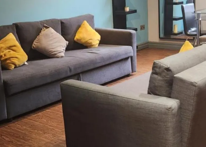 Lewis In The Heart Of The Northern Quarter Sleeps Up To 12 Manchester