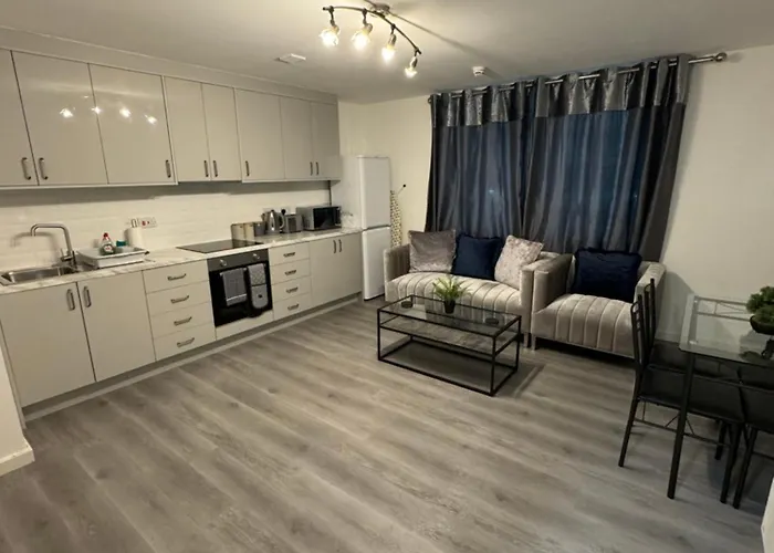 Modern Smart 2 Bedroom * 맨체스터