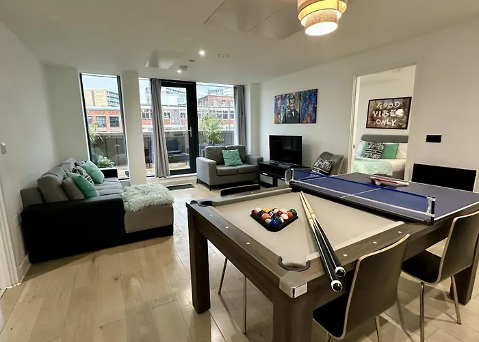 Apartment Lux Livin' - Luxury 2 Bed With Sky Garden Manchester