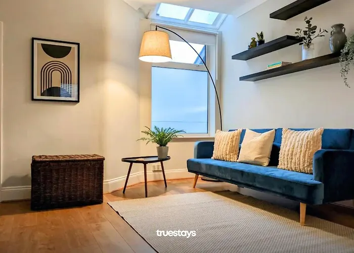 Crawford House - Stunning 2 Bedroom House In 別荘 *