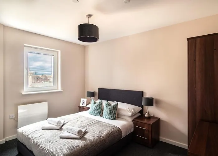 Modern & Stylish 2 Bed In Apartman *