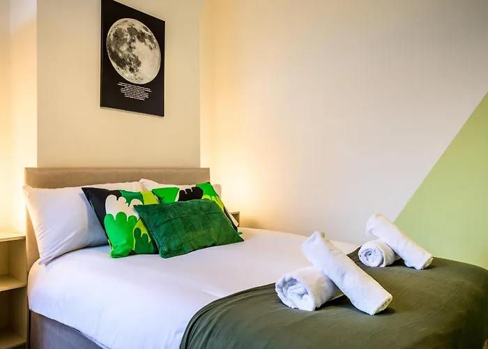 Serviced Northernnightzzz - The Park *