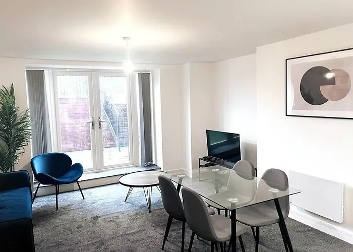 Apartamento Free Parking - Lovely 2-br Flat Near Salford Royal