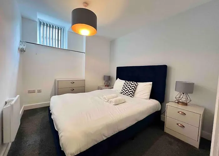 Free Parking - Lovely 2-br Flat Near Salford Royal 아파트 맨체스터
