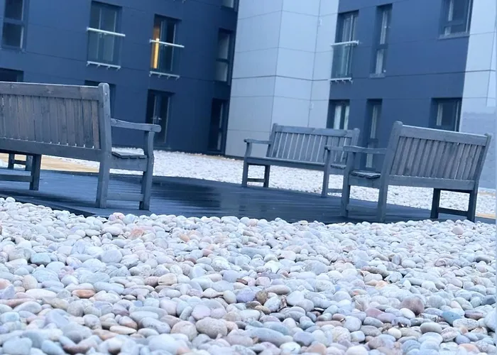 Luxury 2 Bedroom In Centre - Free Parking