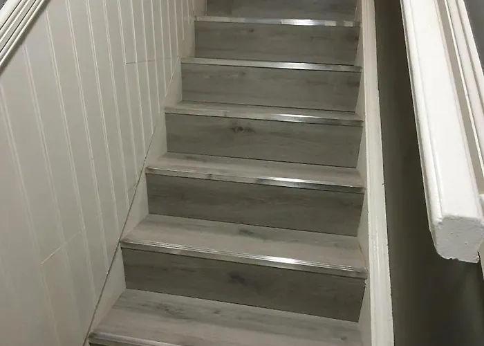 Lovely 3 Bedroom House بيت للعطل