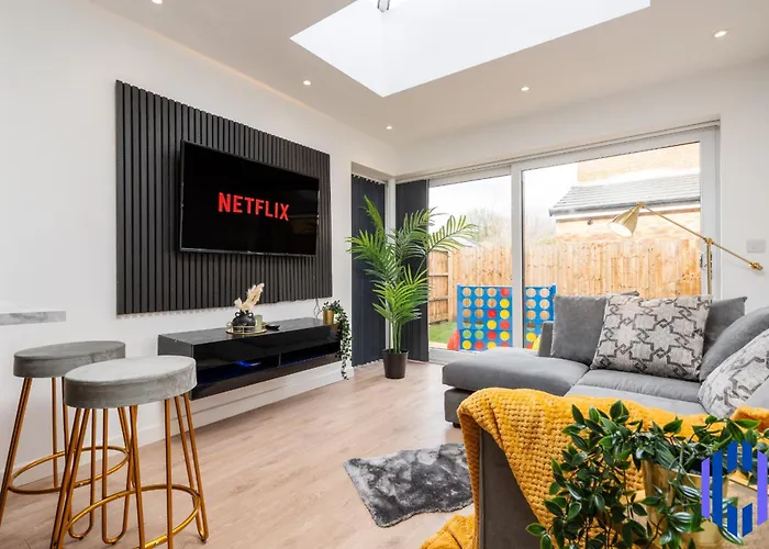 Dazzling & Modern 4bd - Coop Live - Etihad - Parking