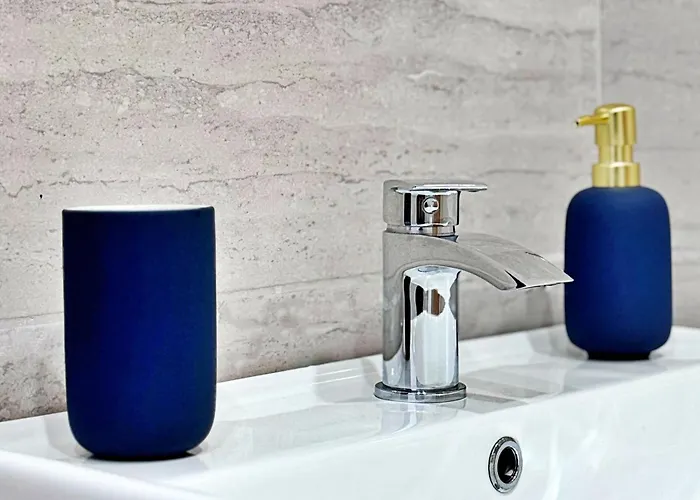 Full In Heywood Street Near Cheetham Hill Сasa de vacaciones Mánchester