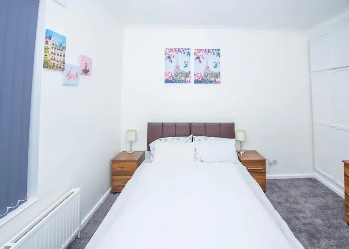 Lovely + Free Parking Mánchester