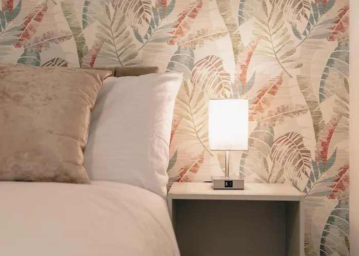 Apartamento Bright And Stylish - 2 Bedroom - Free Parking, Transit Links, Close To Stadiums