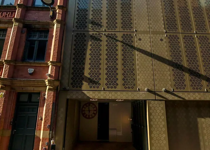 Luxury Roof Terrace Townhouse Manchester