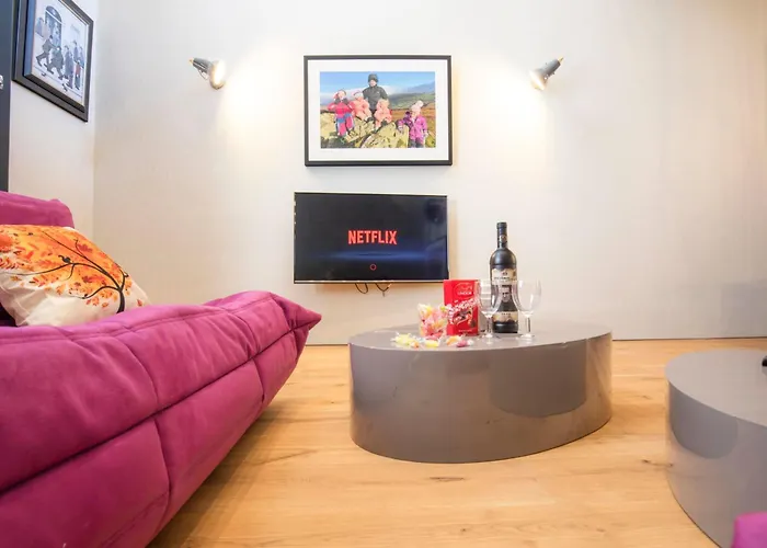 Сasa de vacaciones Luxury Roof Terrace Townhouse Mánchester