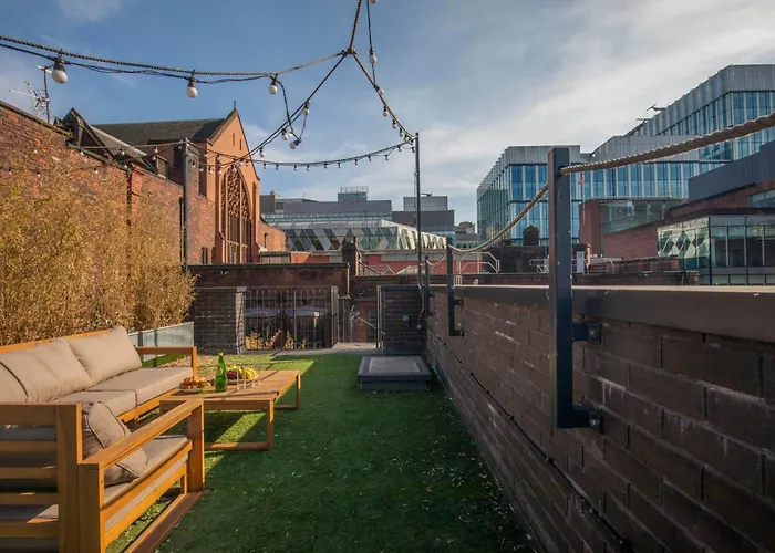 Luxury Roof Terrace Townhouse *