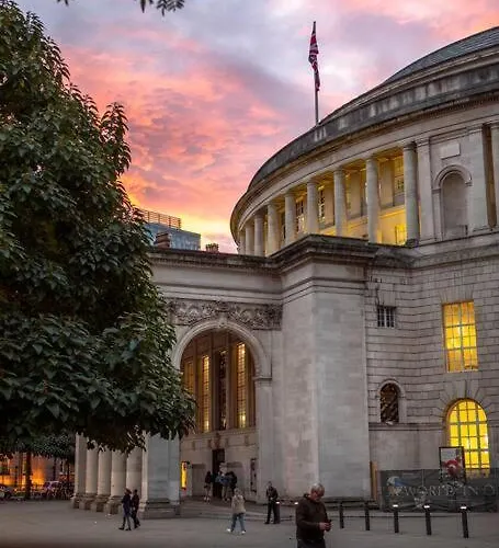 Superhost: Luxury Deansgate Townhouse 맨체스터