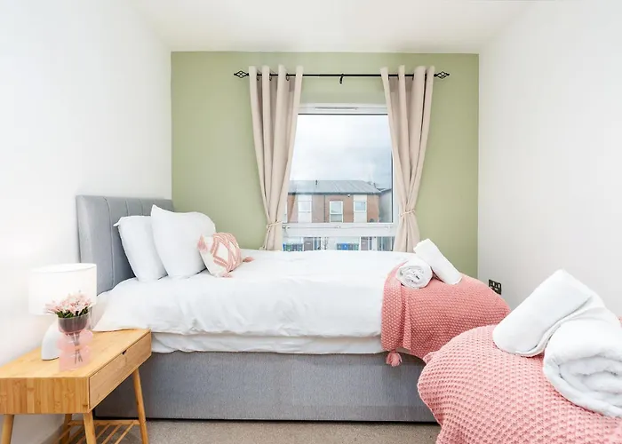 6 Guests - 3 Bedrooms - Free Wi-fi - Сasa de vacaciones