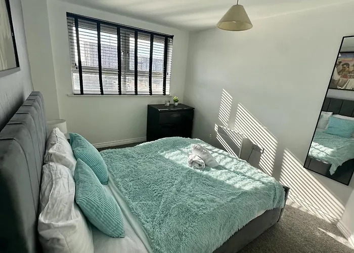 Apartamento Lux Livin' - Luxury 2 Bed With Free Parking *