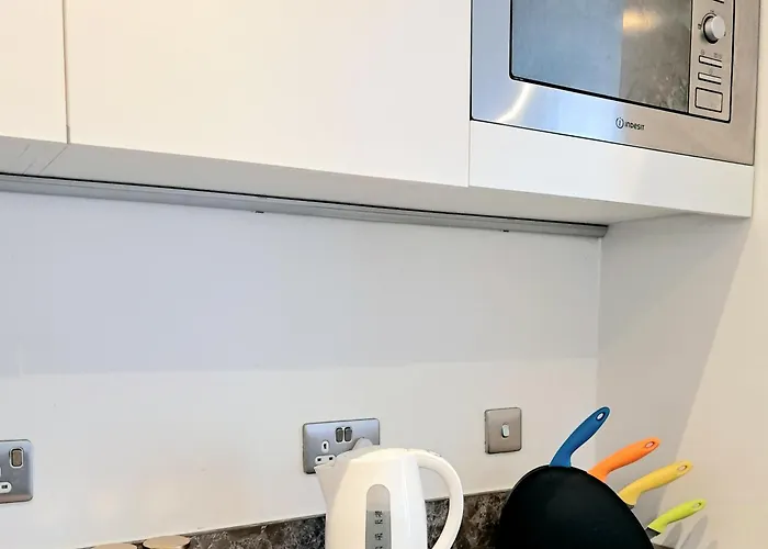 5mins Jd Gym Supermarket Retail M60 Centre Salford Queys Media Appartement *