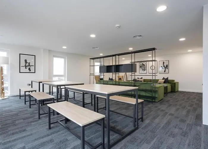 Daire Luxury Mcr 2bed,2bath Apartment- Location! Manchester