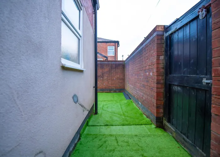 Lovely + Free Parking Prázdninový dům *