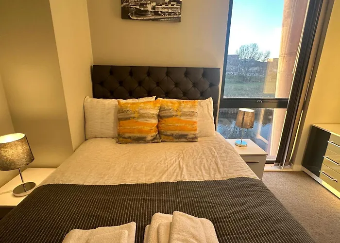 Adelphi Wharf By Beehosting Apartament