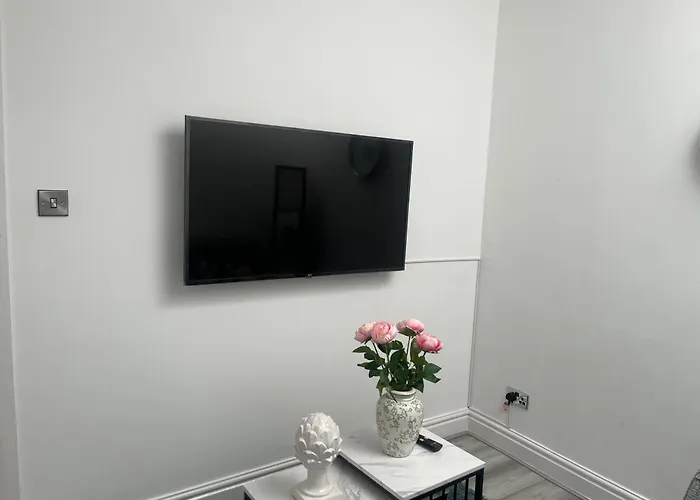 Apartment Charming 1 Bedroom In The Heart Of Close To Centre And Etihad Stadium