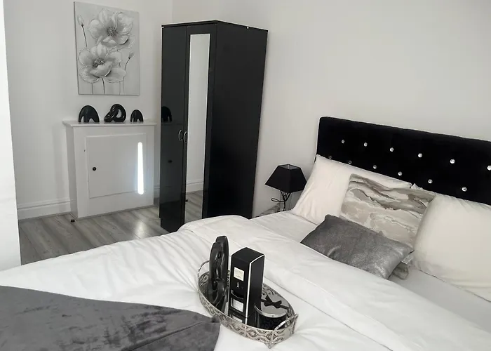 Apartment Charming 1 Bedroom In The Heart Of Close To Centre And Etihad Stadium *