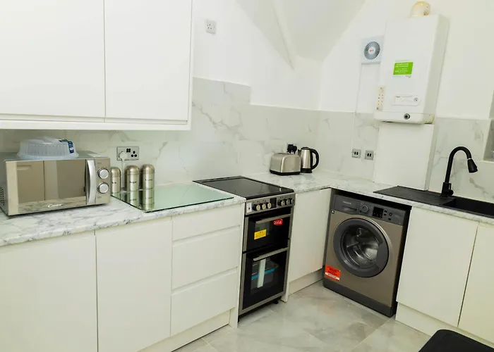 Charming 1 Bedroom In The Heart Of Close To Centre And Etihad Stadium Apartment