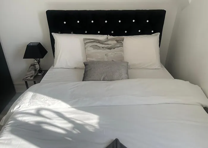 Apartment Charming 1 Bedroom In The Heart Of Close To Centre And Etihad Stadium