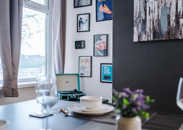 Fun & Spacious 3Bed L Pool Table & Pingpong Table 別荘 *