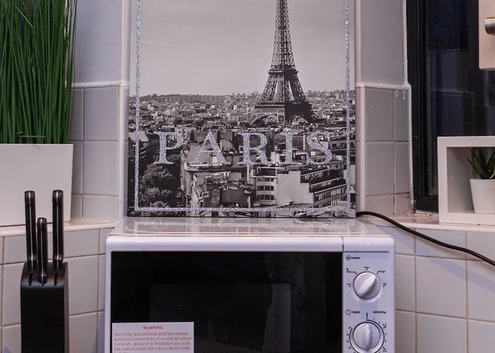 Luxury 3 King Bed Quayside