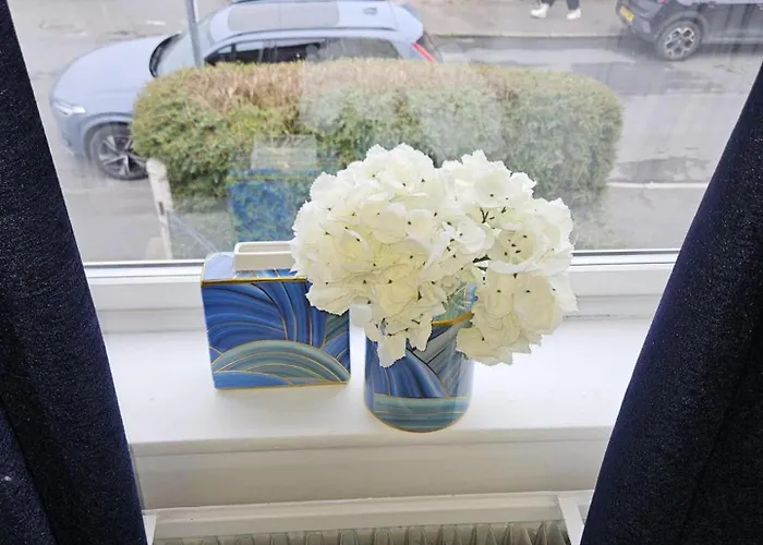 Hébergement de vacances 2-bed House Sleeps 4 20 Min To Centre Manchester