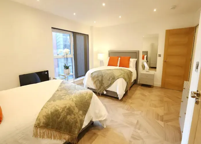 3 Bed Flat 8 Min Walk To Centre - Pass The Keys Appartement Manchester