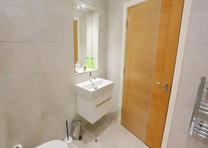 Heart Of Modern - Pass The Keys * Manchester