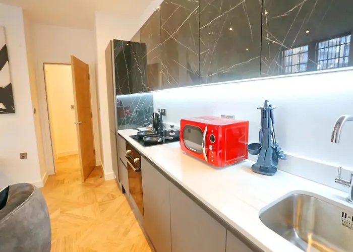 Heart Of Modern - Pass The Keys *