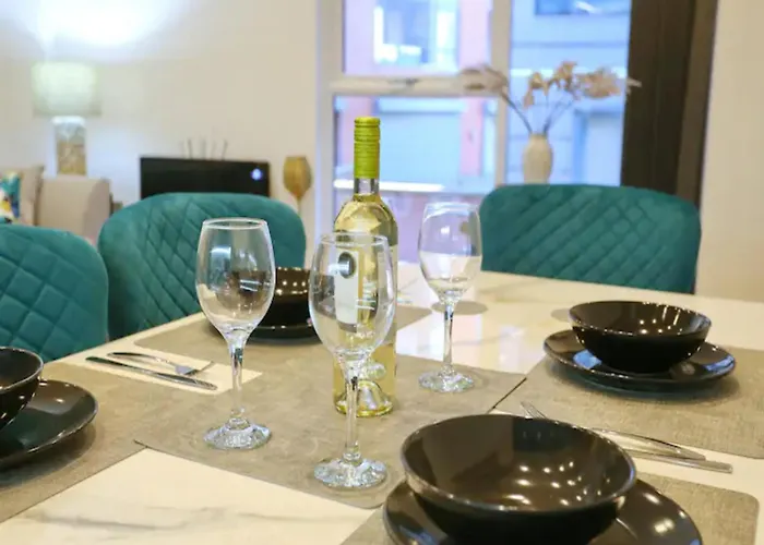 Cosy Retreat - Steps From Spinningfields - Pass The Keys *