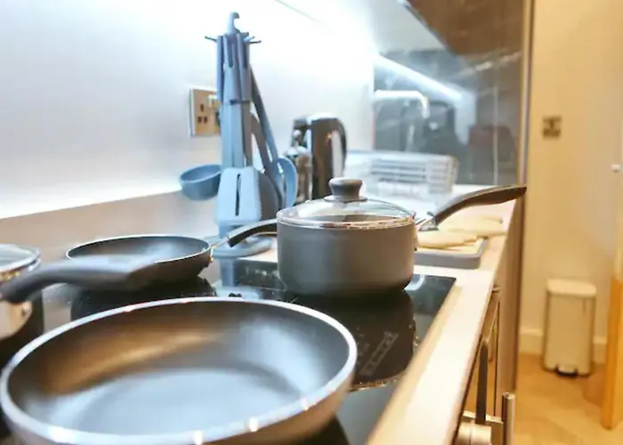 Cosy Retreat - Steps From Spinningfields - Pass The Keys