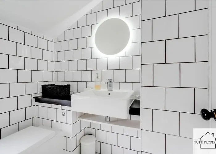 Elegant From * 曼彻斯特