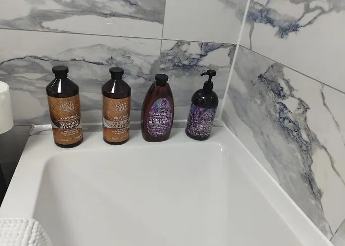 New 2 Bedroom In - Stretford - Old Trafford Close To Football-cricket Ground & Centre 아파트