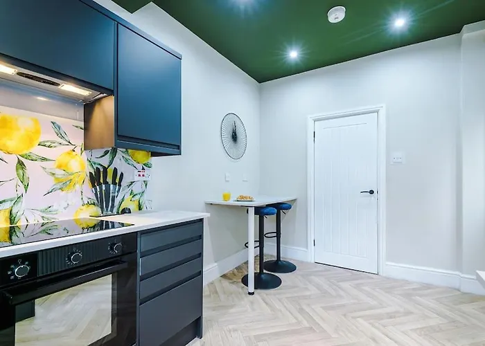 別荘 Salford Sanctuary 5 Bed House *