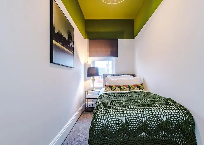 Salford Sanctuary 5 Bed House