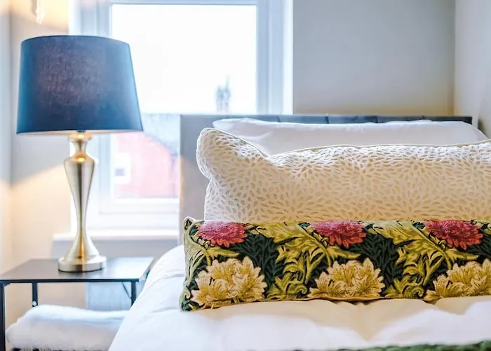 Сasa de vacaciones Salford Sanctuary 5 Bed House Mánchester